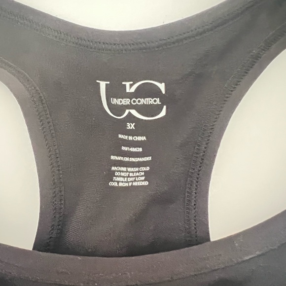 UC Under Control Sport Bra - Picture 4 of 11